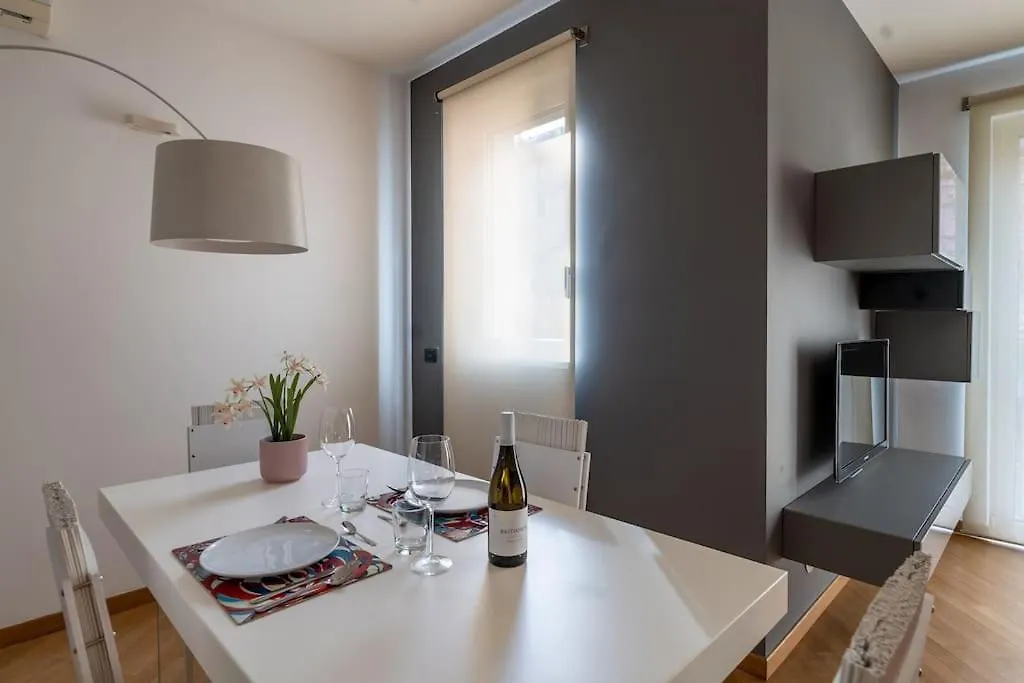 شقة Porta Romana Luxury Home ميلان إيطاليا